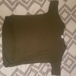 Lularoe Short Sleeve Shirt in Green